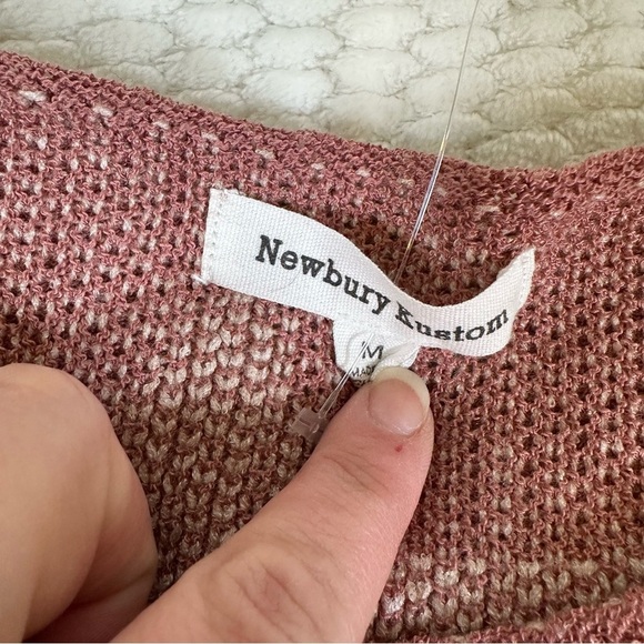 Newbury Kustom Womens M Oversized Pink Tan Star Pullover Sweater Medium Weight - Picture 5 of 11